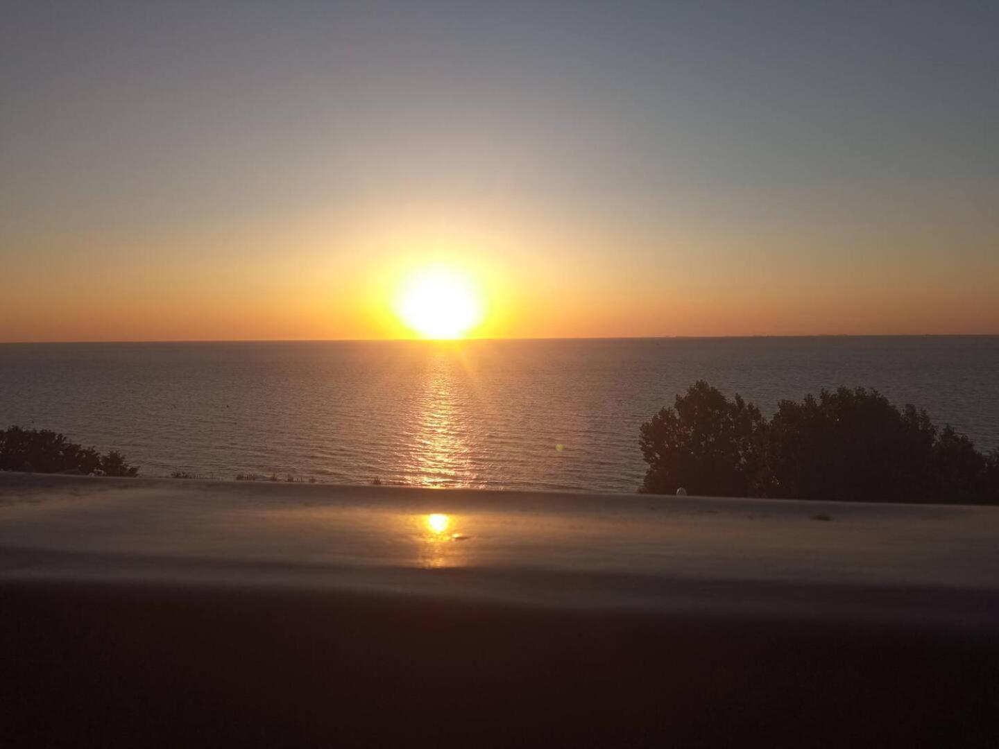 Appartement 45M2 - Proche Deauville - Vue Mer Bénerville-sur-Mer Buitenkant foto
